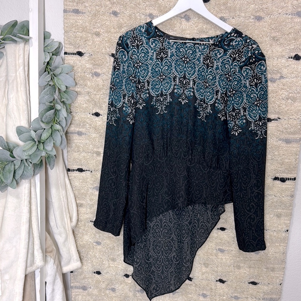 BCBGMaxAzria Eugene black and blue Paisley Print Asymmetrical Blouse Size S